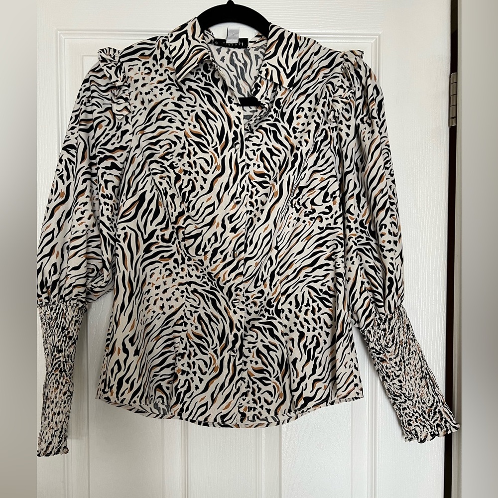 Topshop Animal Print Blouse Size 4